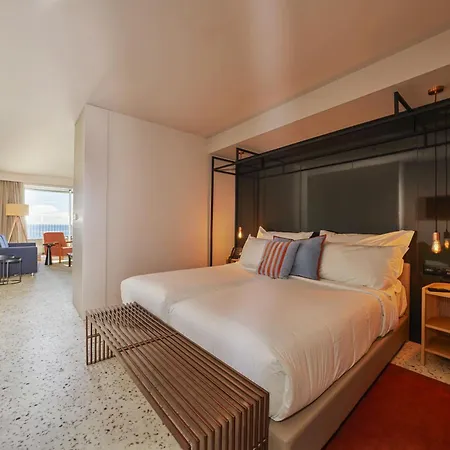 Next - By Savoy Signature Ξενοδοχείο 4*