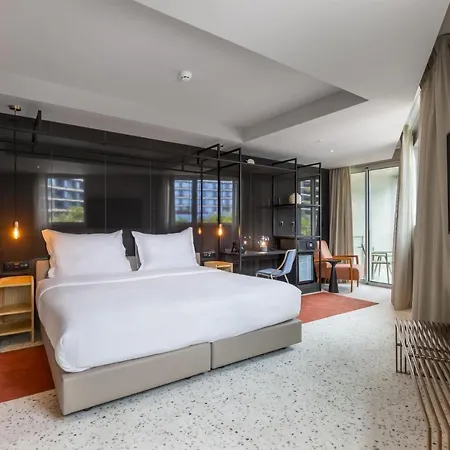 Next - By Savoy Signature 4* 푼샬
